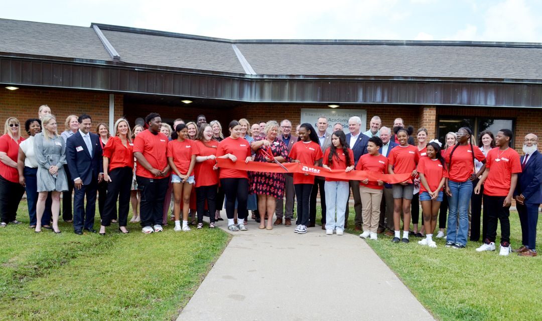Star Academy, state’s first and only program, celebrated with ribbon cutting, visit from governor at SJHS